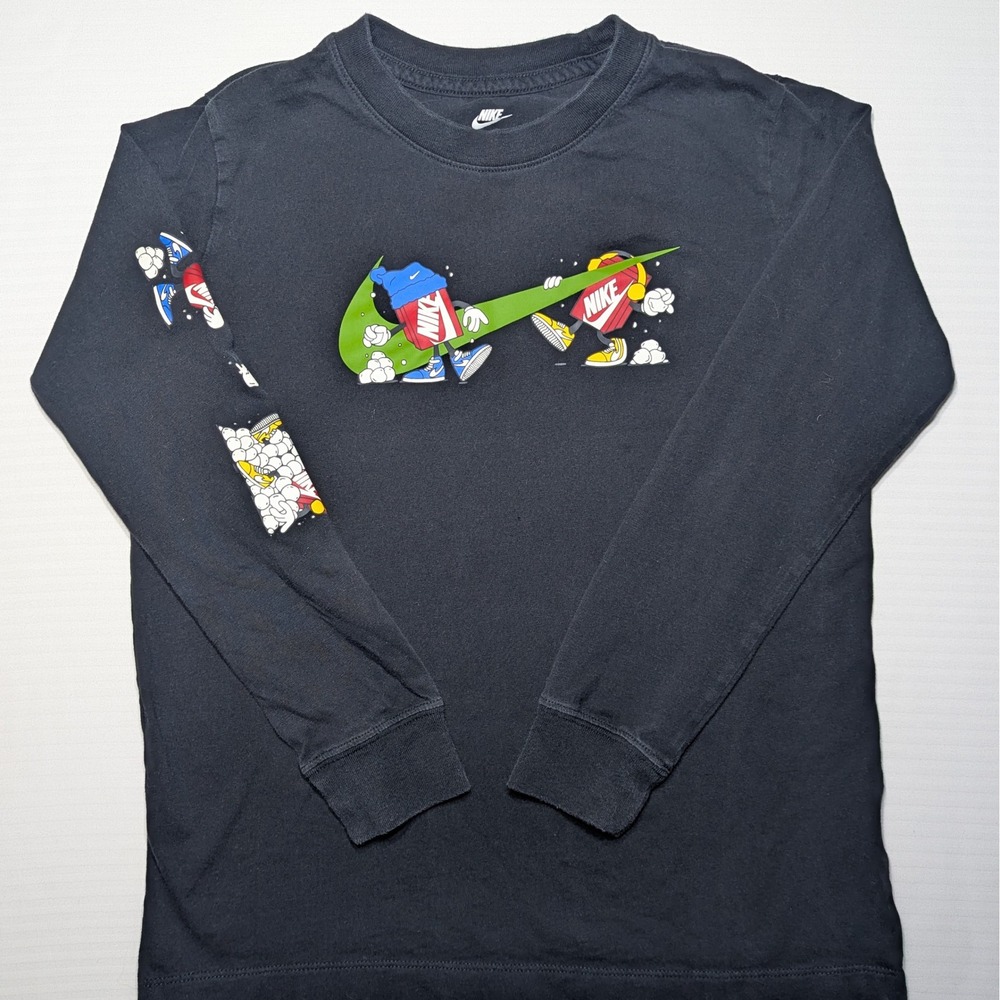 Nike Boys Medium Long Sleeve Graphic T-Shirt 100% Cotton Black Sneaker Swoosh M